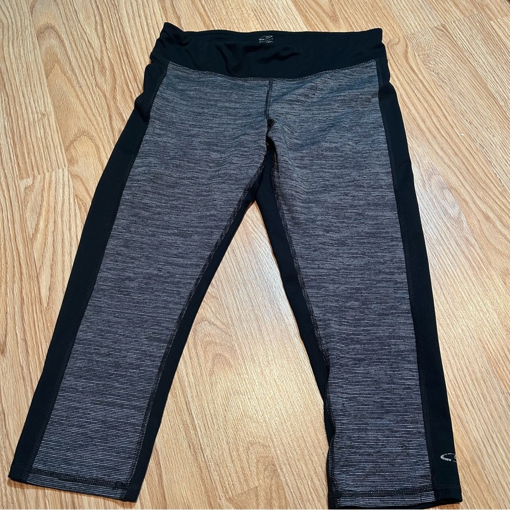 C9 by Champion athletic Capri legging medium